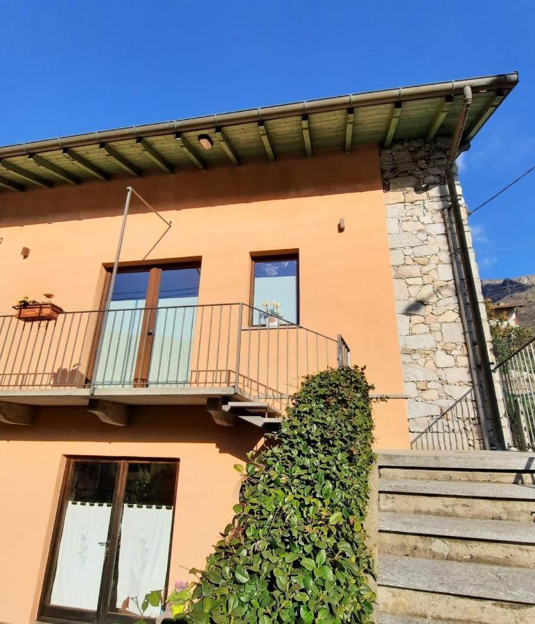 Il Sole Di Simona - Il Prato Apartman Omegna Kültér fotó